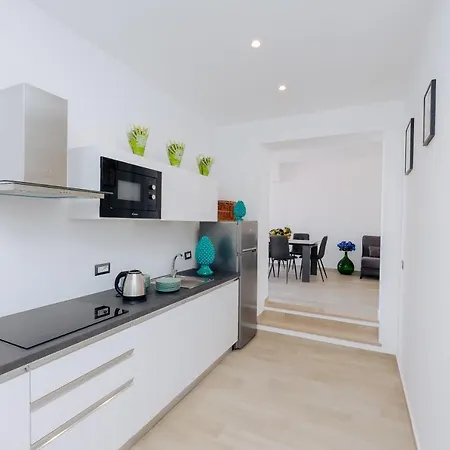 Maison Lorelle - De Vivo Realty Sorrento