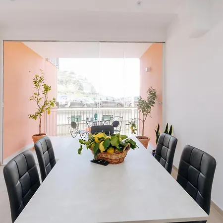 Maison Lorelle - De Vivo Realty Ferienhaus *