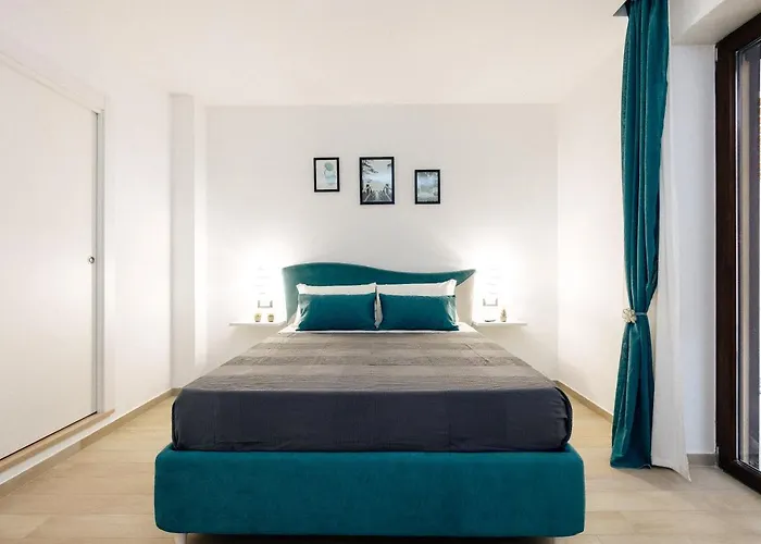 Maison Lorelle - De Vivo Realty Holiday home *