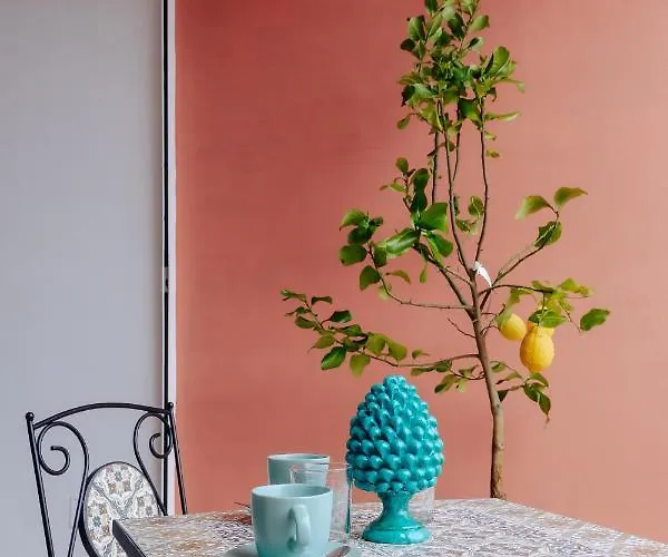 Maison Lorelle - De Vivo Realty Holiday home *